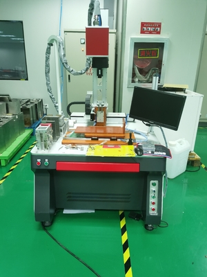 Laser Spot Welder Paket Baterai Prismatik, Peralatan Las Laser Otomatis 1000 * 80mm